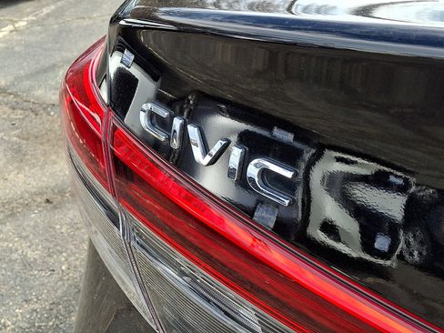 Certified 2023 Honda Civic Sport image 31