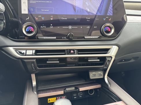 Used 2024 Lexus RX 350 AWD image 30