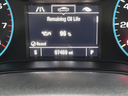 Used 2018 Chevrolet Cruze LT w/ Convenience Package image 24