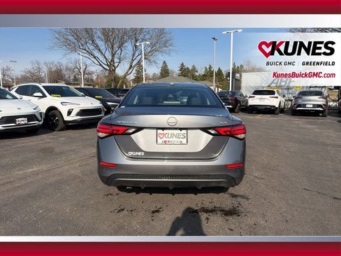 Used 2024 Nissan Sentra SV FWD image 6
