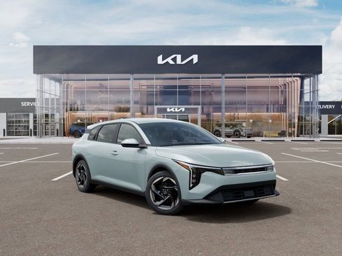 New 2026 Kia K4 EX FWD image 8