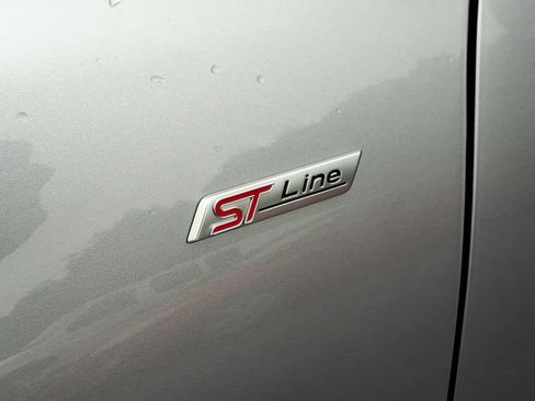 Used 2023 Ford Escape ST-Line AWD/4WD image 9