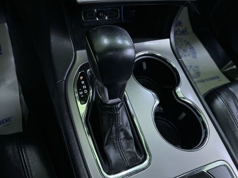 Used 2021 Jeep Grand Cherokee Limited image 26