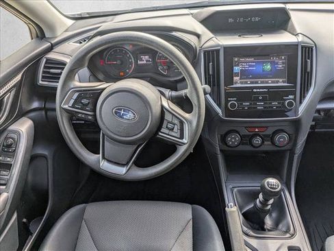 Used 2018 Subaru Crosstrek 2.0i AWD/4WD image 16