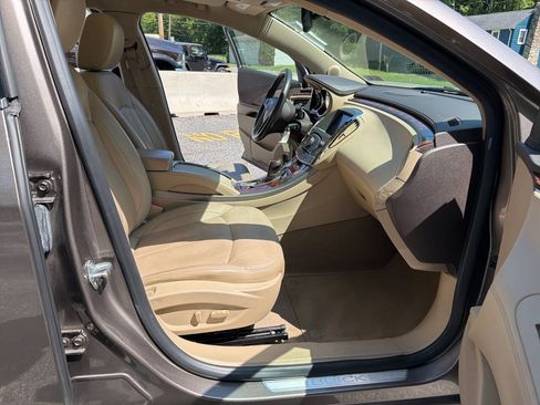 Used 2012 Buick LaCrosse Premium FWD image 24