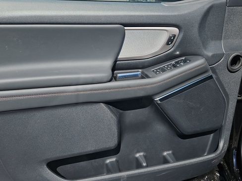 New 2025 Ford Expedition Active image 21