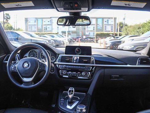 Used 2017 BMW 330i Sedan image 20