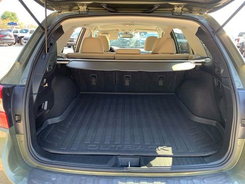 Used 2015 Subaru Outback 3.6R Limited AWD/4WD image 13