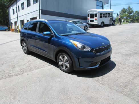 Used 2018 Kia Niro LX FWD image 7