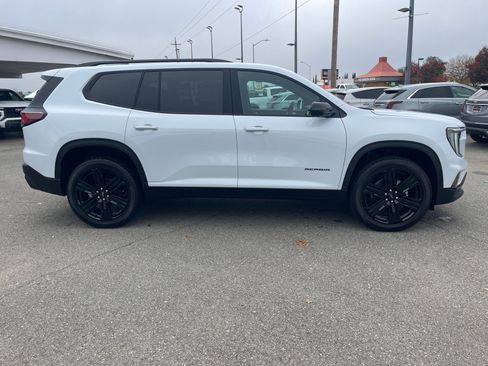 New 2026 GMC Acadia Elevation w/ Black Edition image 4