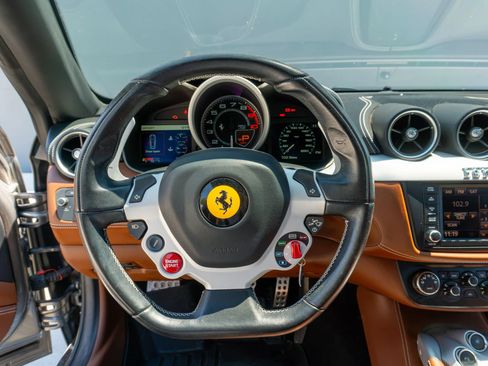 Used 2012 Ferrari FF AWD/4WD image 68