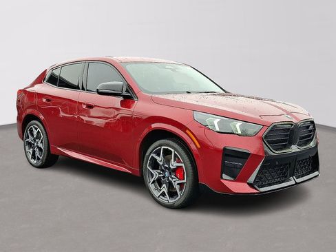 Used 2024 BMW X2 M35i w/ M Sport Professional Package image 3