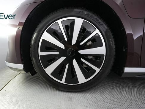 Used 2023 Lucid Air Touring AWD/4WD image 23