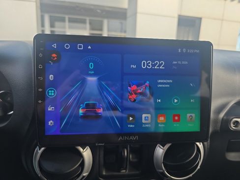 Used 2012 Jeep Wrangler Unlimited Sahara w/ Dual Top Group image 27