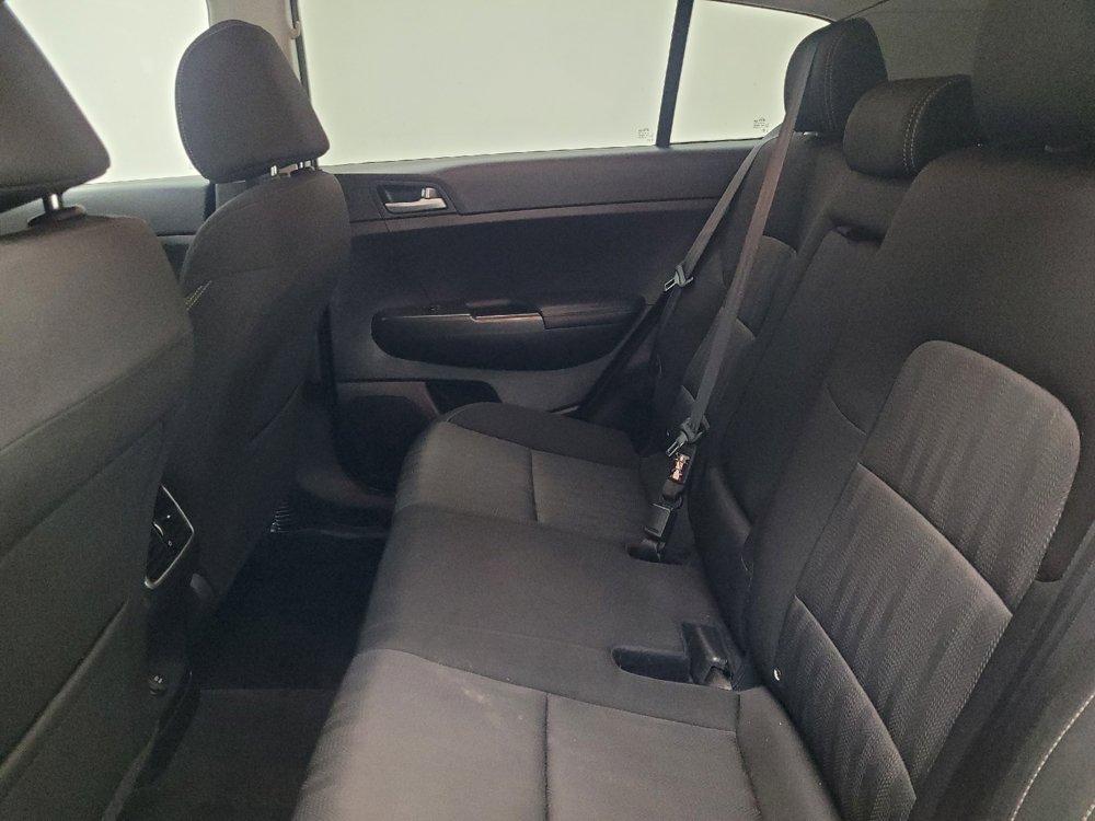 Used 2021 Kia Sportage LX FWD image 18