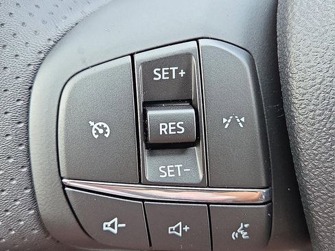 New 2025 Ford Escape ST-Line w/ Equipment Group 301A image 21