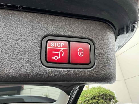 Used 2015 Mercedes-Benz ML 350 4MATIC w/ Premium 1 Package image 63