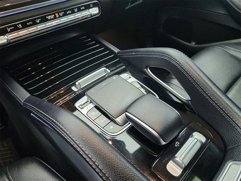 Used 2020 Mercedes-Benz GLS 450 4MATIC image 16