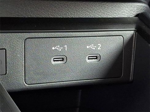 New 2026 Nissan Kicks SR w/ Cold Weather Package AWD/4WD image 46