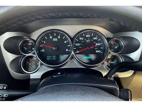 Used 2014 GMC Sierra 2500 SLE w/ SLE Preferred Package image 13