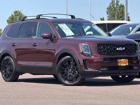 Used 2022 Kia Telluride SX w/ Nightfall Edition Package AWD/4WD image 2