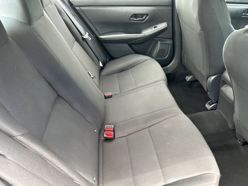 Used 2024 Nissan Sentra S FWD image 15