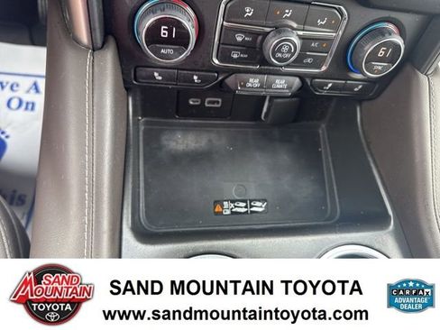 Used 2022 Chevrolet Tahoe Z71 w/ Luxury Package image 21