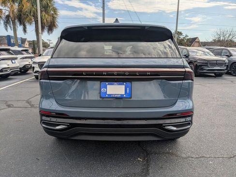 New 2026 Lincoln Nautilus Premier image 5