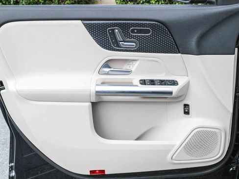 Certified 2026 Mercedes-Benz GLA 250 4MATIC image 23