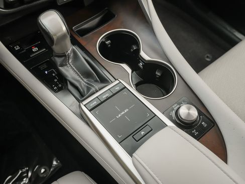 Used 2020 Lexus RX 350 AWD w/ Premium Package image 15