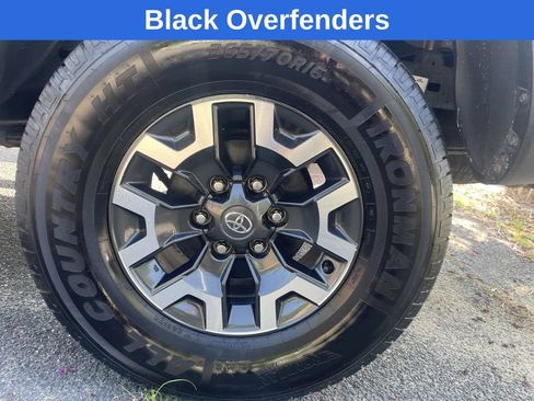 Used 2022 Toyota Tacoma TRD Off-Road RWD image 9
