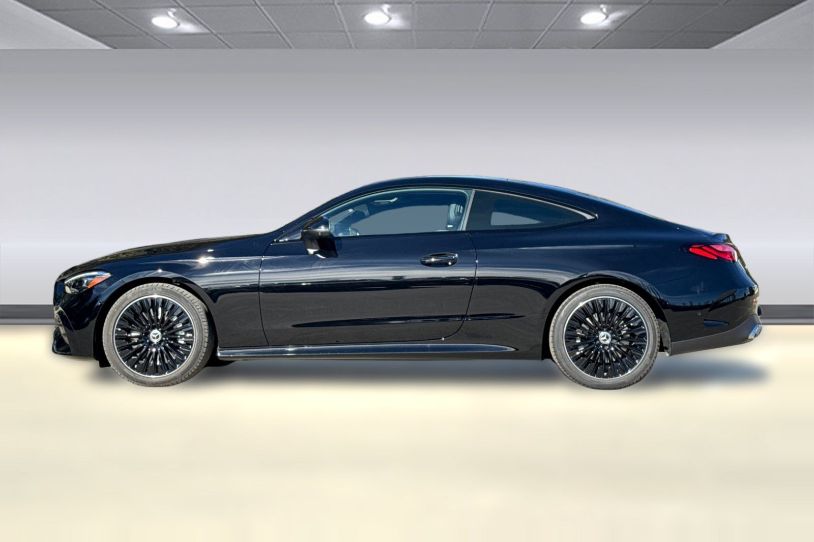 New 2027 Mercedes-Benz CLE 450 4MATIC Coupe image 2