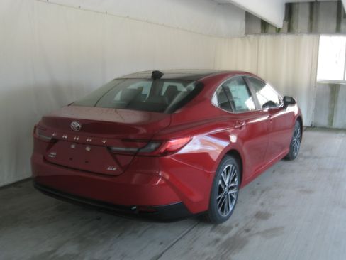 New 2026 Toyota Camry XLE AWD/4WD image 7