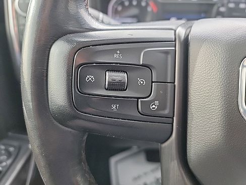 Used 2022 GMC Sierra 2500 AT4 w/ AT4 Preferred Package AWD/4WD image 19