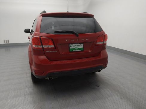 Used 2019 Dodge Journey SE w/ Blacktop Package image 6