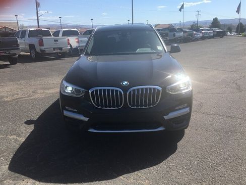 Used 2018 BMW X3 xDrive30i w/ Premium Package AWD/4WD image 2