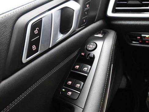 Used 2023 BMW X5 xDrive40i image 15