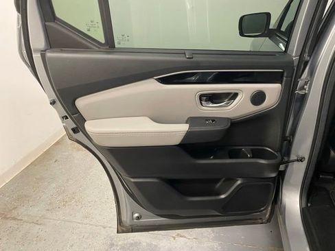 Certified 2024 Honda Pilot EX-L image 21