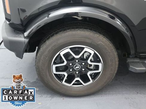 Used 2024 Ford Bronco Outer Banks AWD/4WD image 13