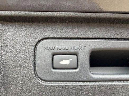 New 2025 Honda Pilot EX-L image 5