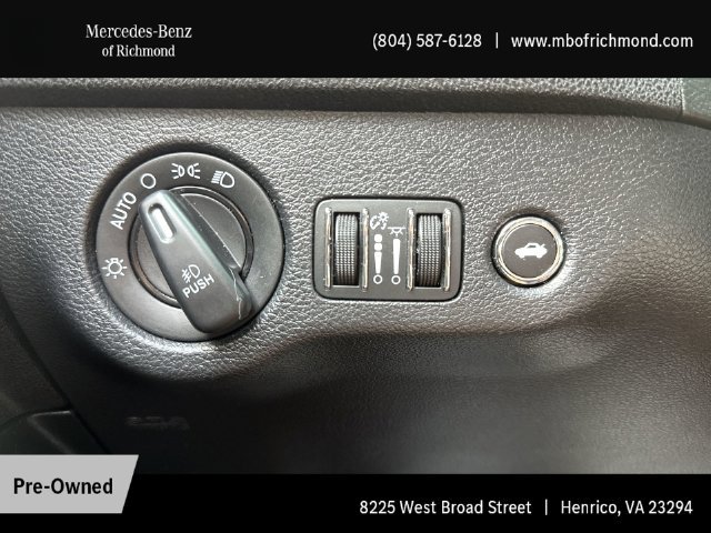 Used 2016 Dodge Charger SRT w/ Harman/Kardon Audio Group RWD image 21
