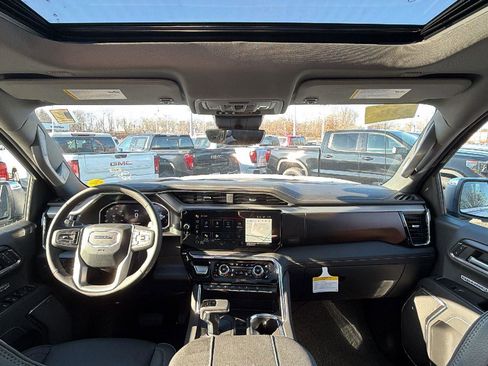 New 2026 GMC Sierra 1500 Denali w/ Denali Reserve Package image 22