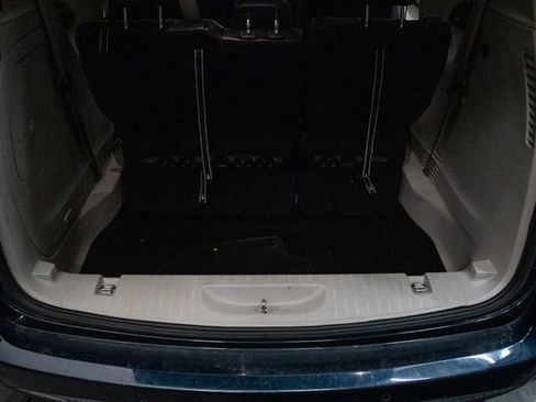 Used 2023 Chrysler Pacifica Limited FWD image 20