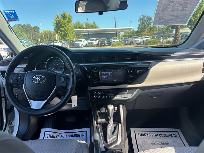 Used 2016 Toyota Corolla LE FWD image 13