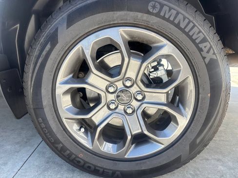 Used 2024 Ford Maverick XLT w/ Equipment Group 300A Standard AWD/4WD image 17