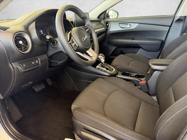 Used 2021 Kia Forte LXS FWD image 9