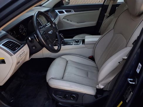 Used 2016 Hyundai Genesis 3.8 w/ Option Group 04 image 15