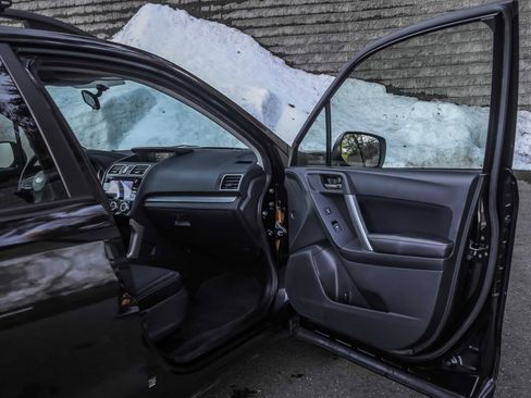 Used 2016 Subaru Forester 2.5i Premium w/ All-Weather Package image 15