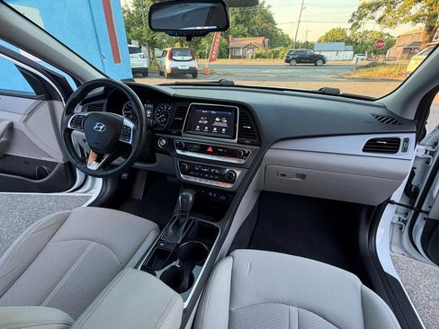 Used 2019 Hyundai Sonata SEL FWD image 16