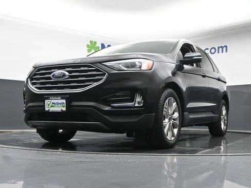 Used 2022 Ford Edge Titanium image 6